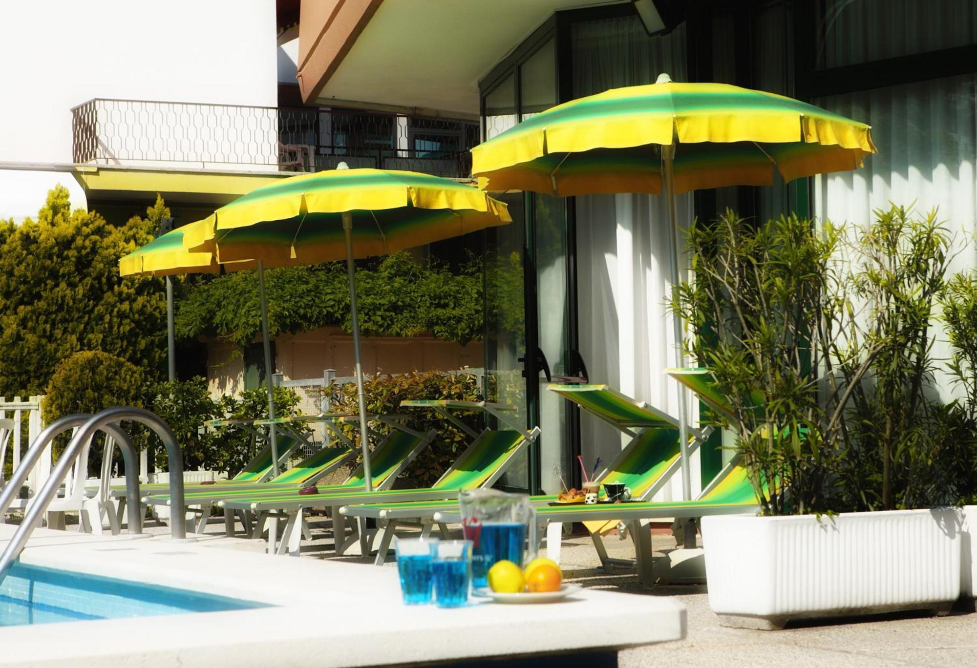 Hotel American Lido di Jesolo Buitenkant foto