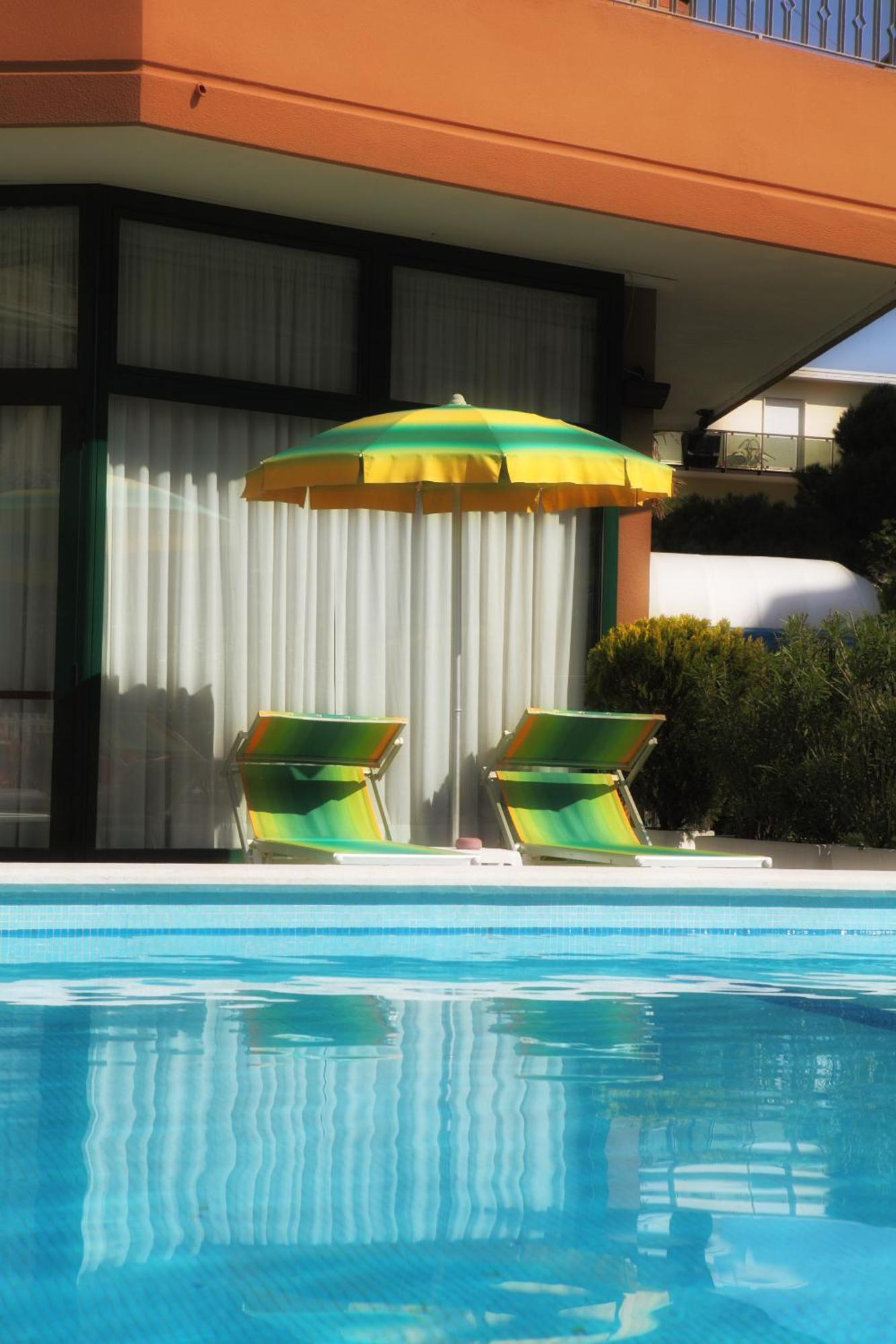 Hotel American Lido di Jesolo Buitenkant foto