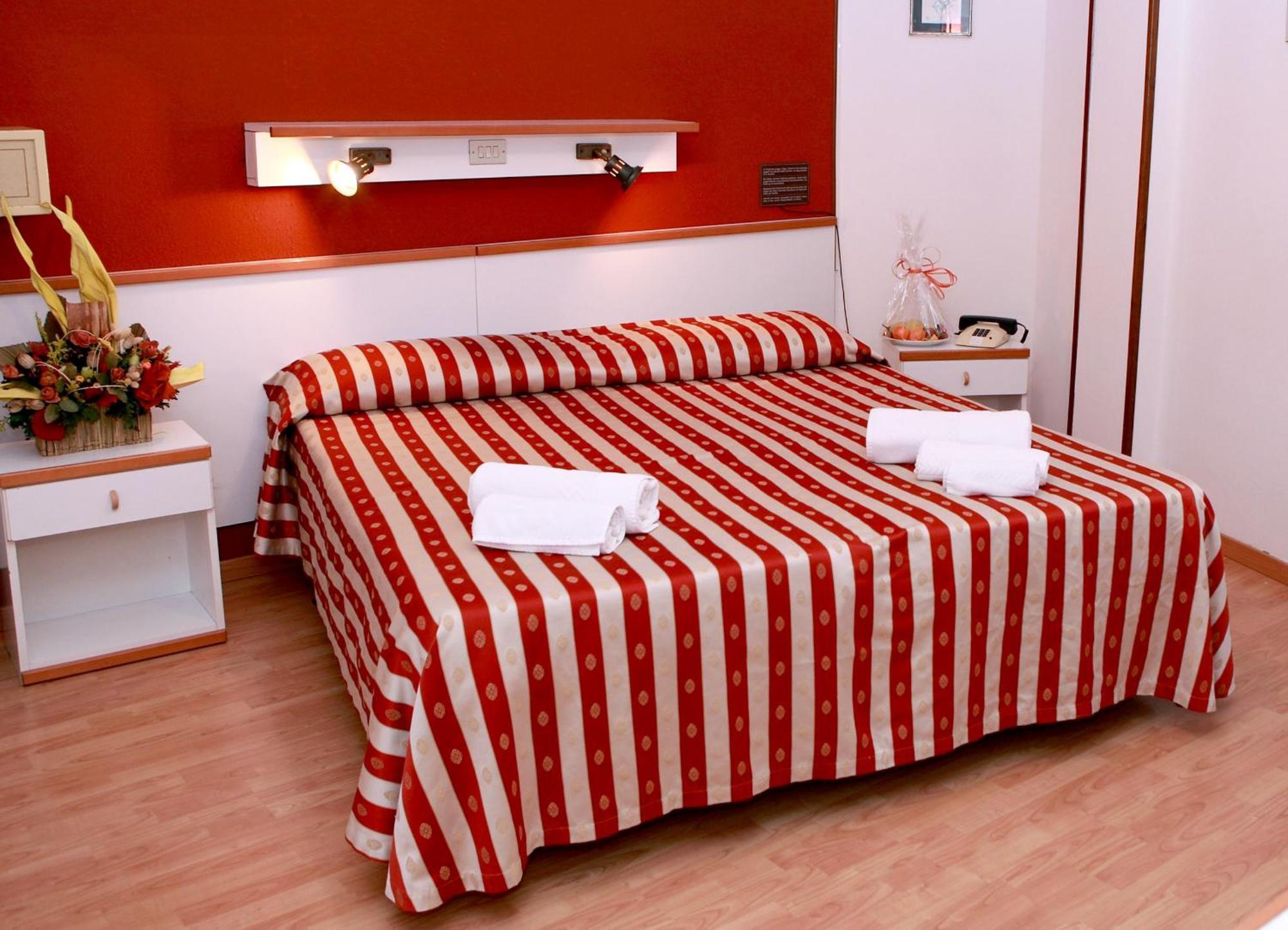 Hotel American Lido di Jesolo Buitenkant foto