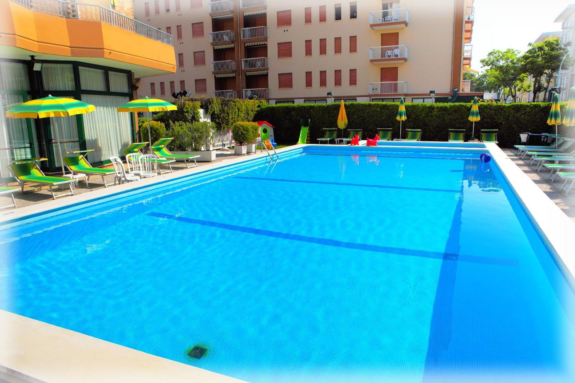 Hotel American Lido di Jesolo Buitenkant foto