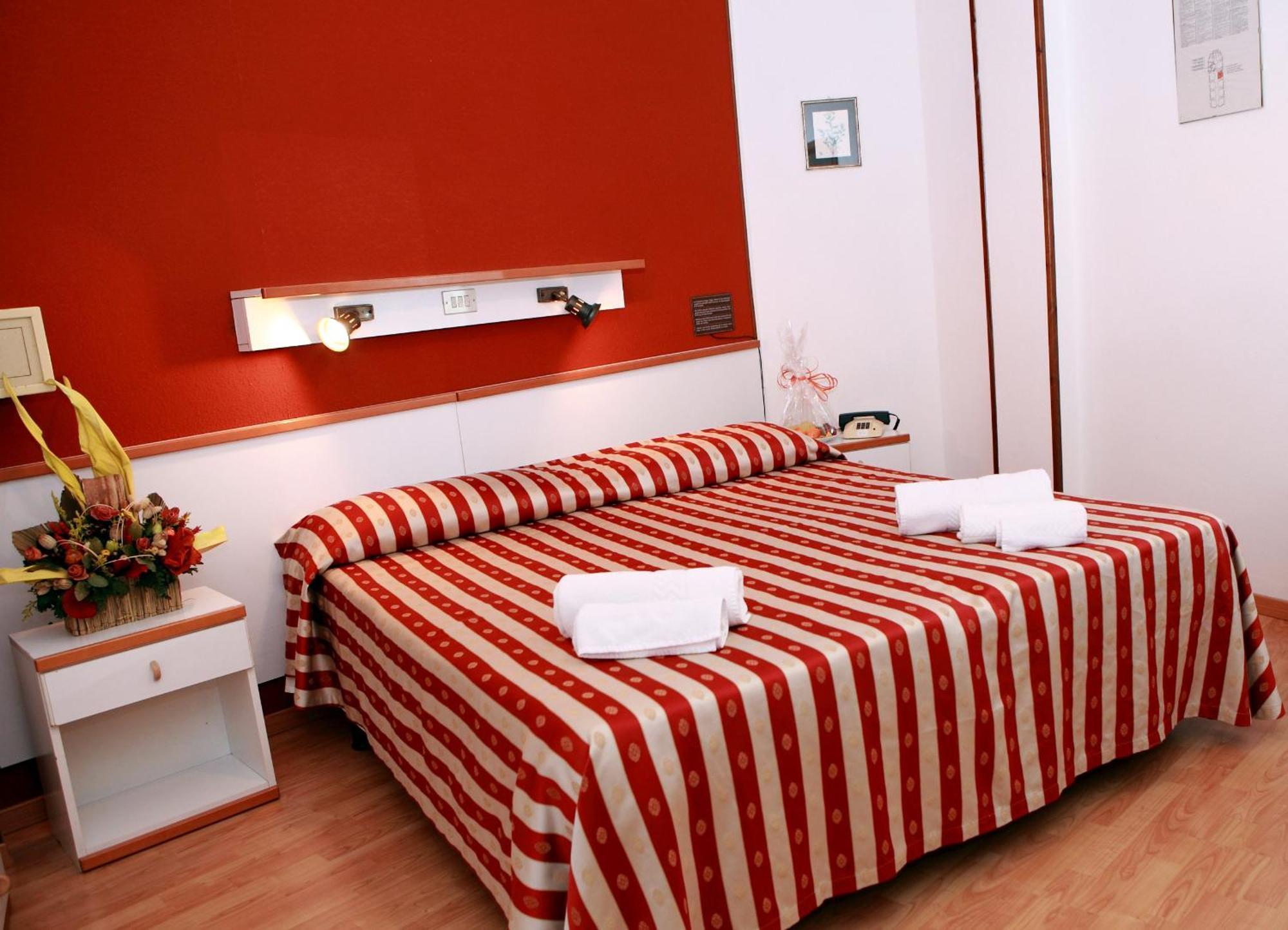 Hotel American Lido di Jesolo Buitenkant foto