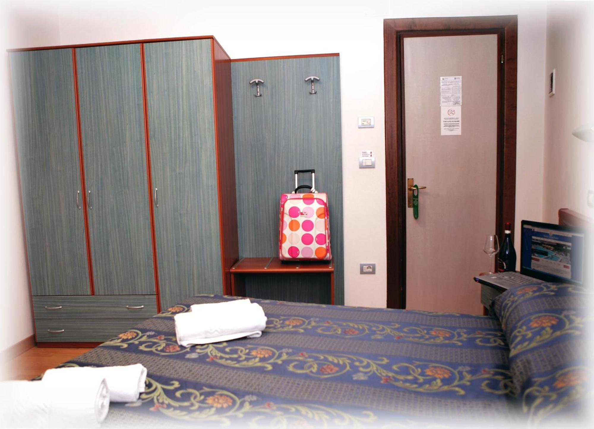 Hotel American Lido di Jesolo Buitenkant foto