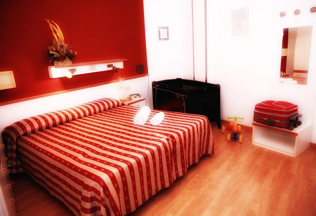 Hotel American Lido di Jesolo Buitenkant foto