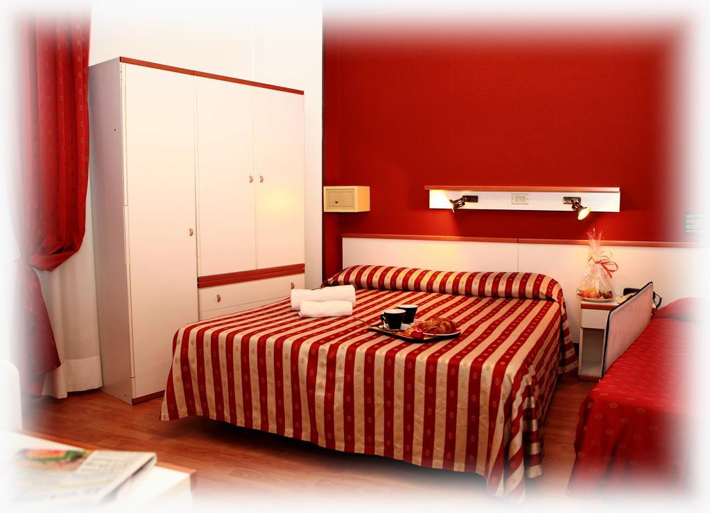 Hotel American Lido di Jesolo Buitenkant foto