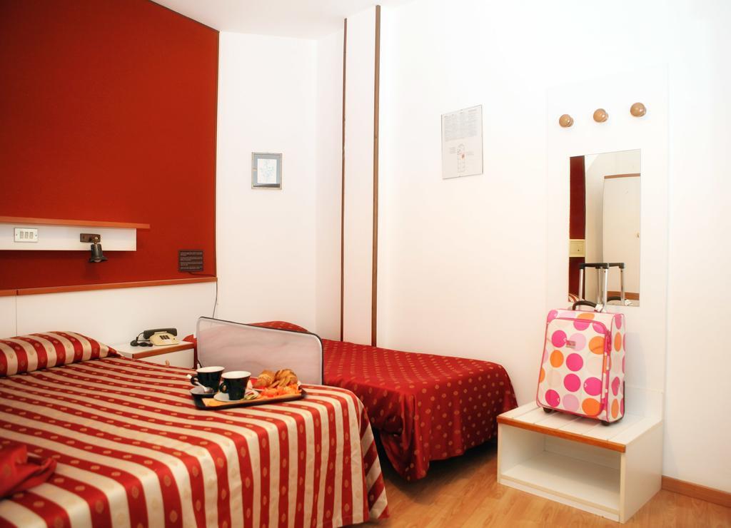 Hotel American Lido di Jesolo Buitenkant foto