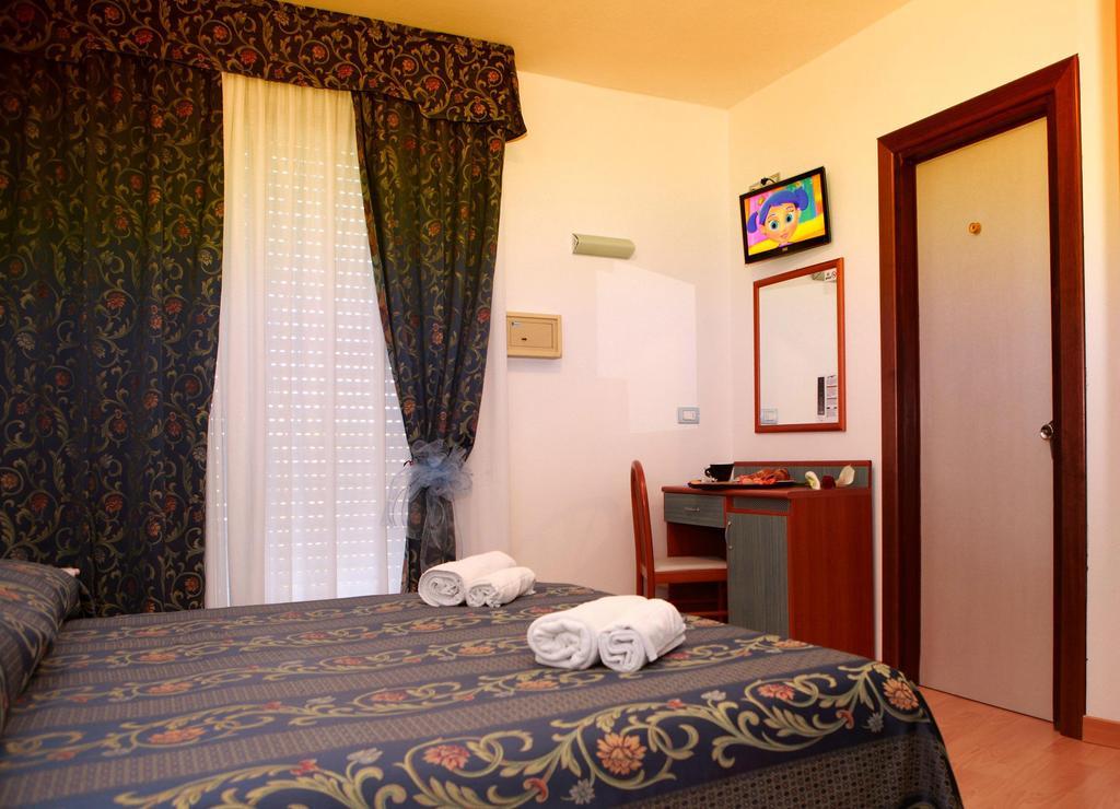Hotel American Lido di Jesolo Buitenkant foto